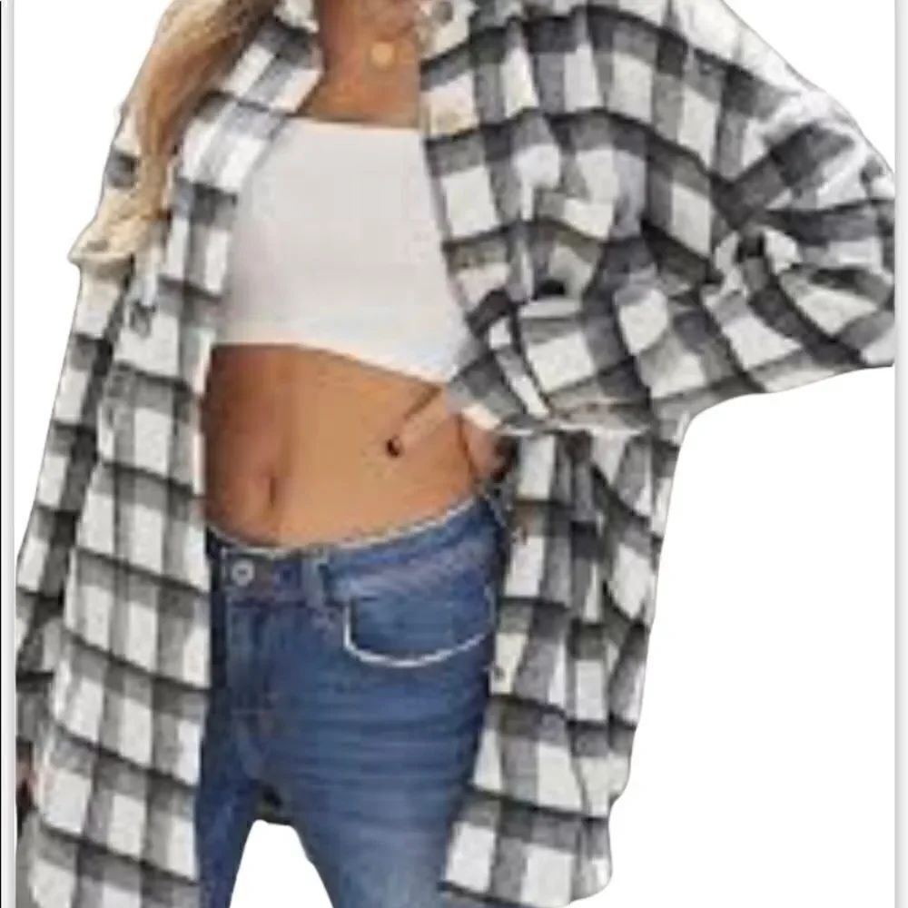 Black & White Flannel Plaid Long Sleeve Button Down Shacket Top NWOT